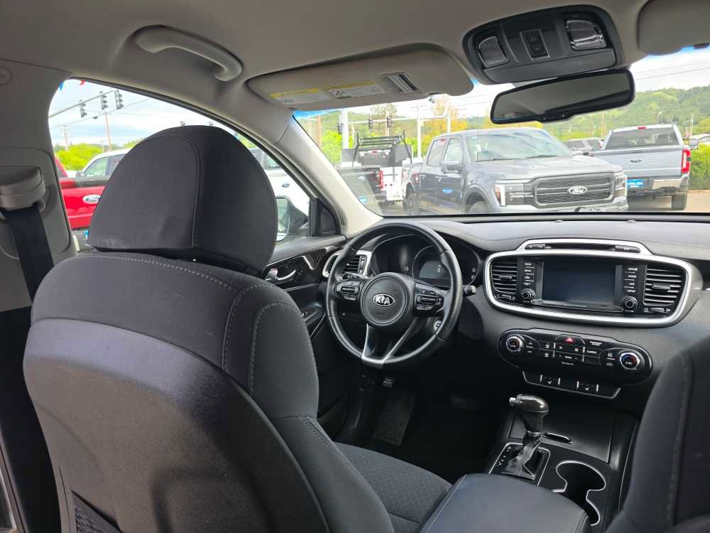 Used 2018 Kia Sorento LX w/ LX V6 Convenience Package AWD/4WD image 10