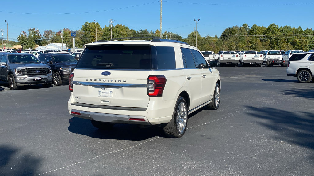 Certified 2024 Ford Expedition Platinum AWD/4WD image 5