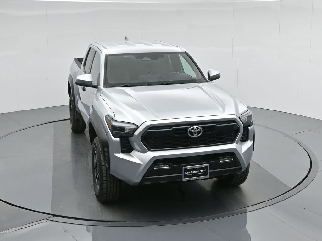 Used 2024 Toyota Tacoma TRD Off-Road image 42