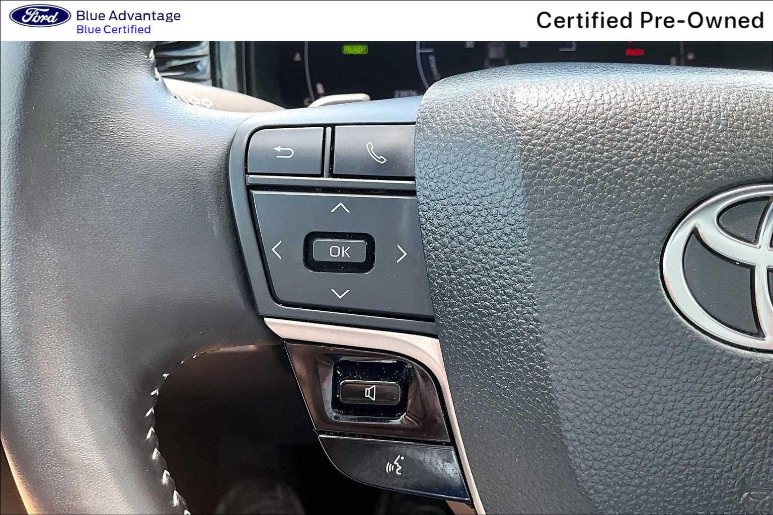 Used 2025 Toyota Camry SE w/ Convenience Package FWD image 22