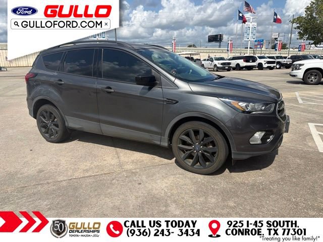 Certified 2019 Ford Escape SE FWD image 2