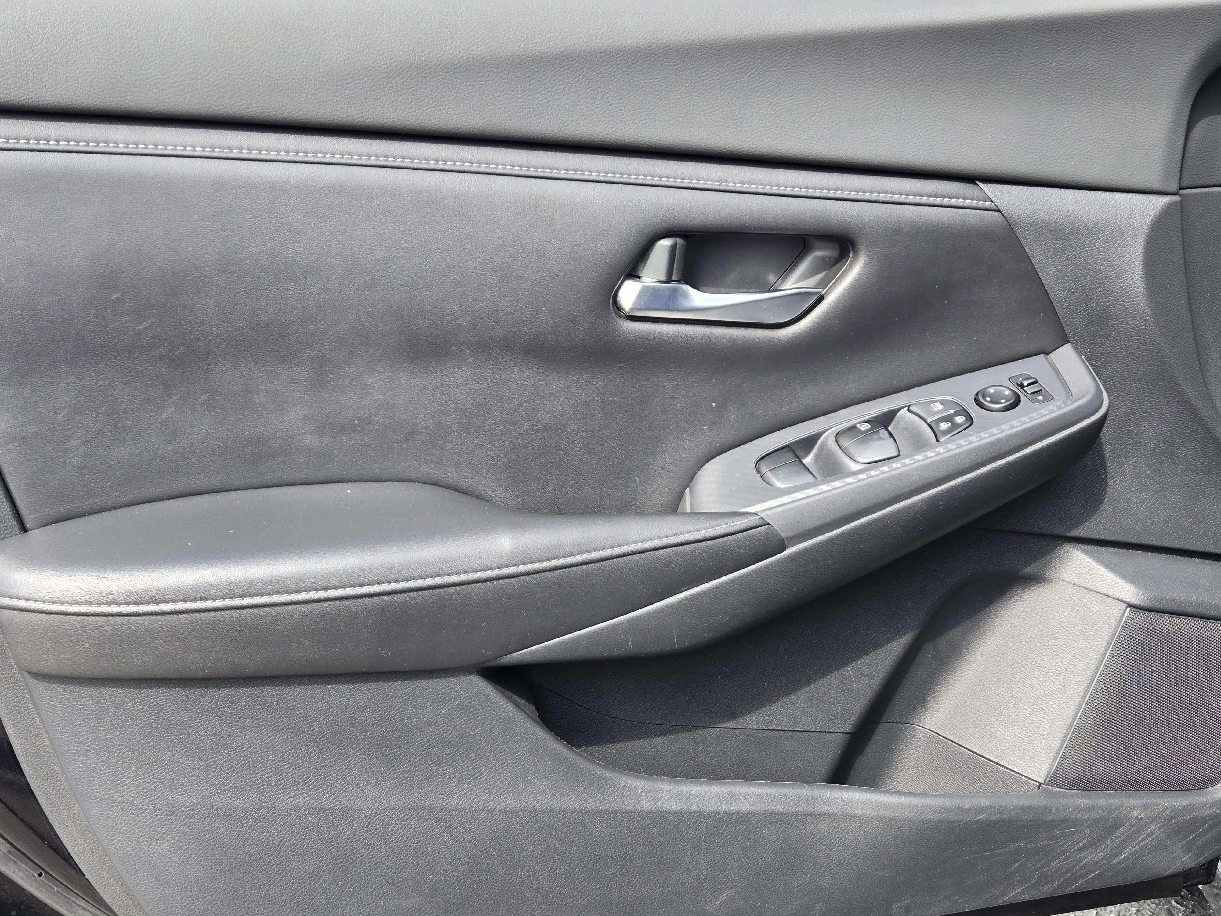 Used 2020 Nissan Sentra SV image 13