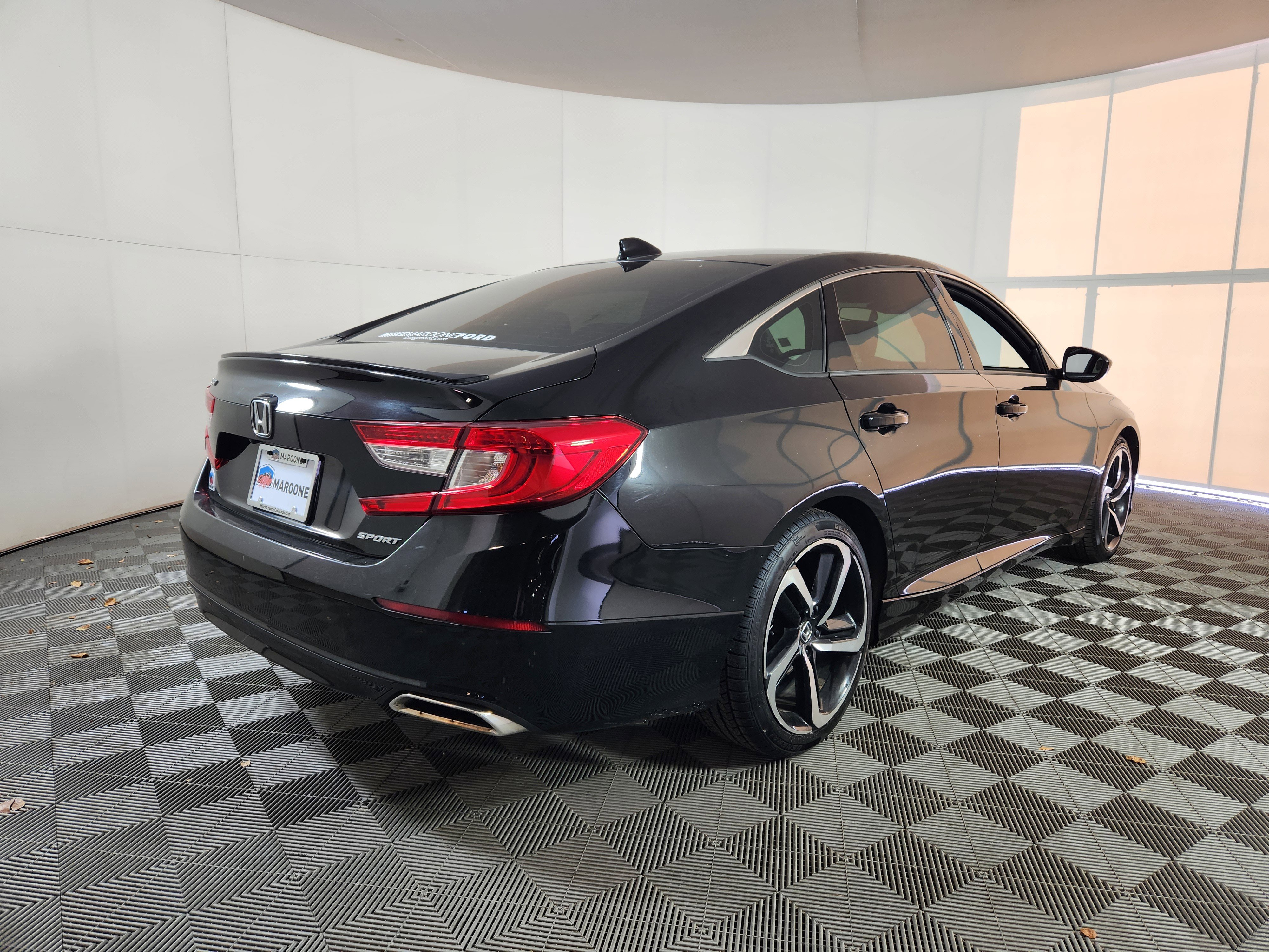 Used 2018 Honda Accord Sport image 7