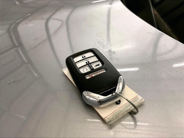 Used 2021 Honda CR-V Touring image 9