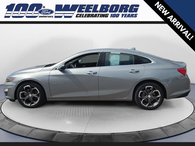 Used 2023 Chevrolet Malibu LT FWD image 2