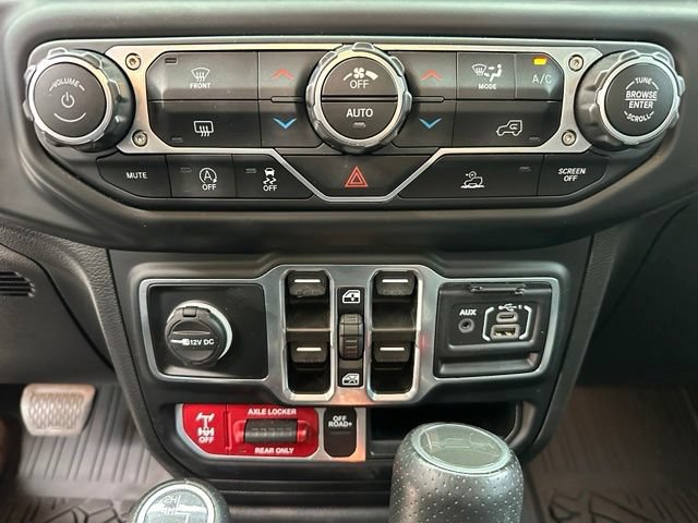 Used 2023 Jeep Gladiator Mojave AWD/4WD image 20