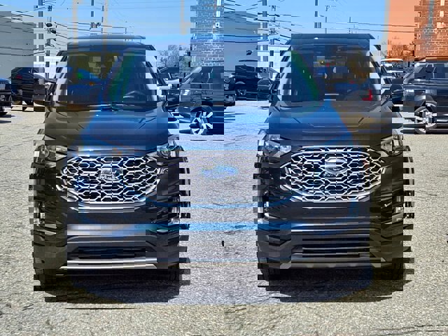 Certified 2024 Ford Edge SEL w/ Convenience Package image 4