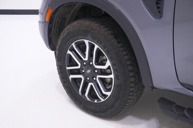 Certified 2025 Ford Ranger Lariat w/ FX4 Off-Road Package AWD/4WD image 12