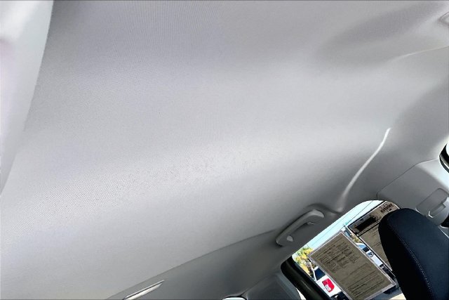 Certified 2025 Ford Maverick XL FWD image 24