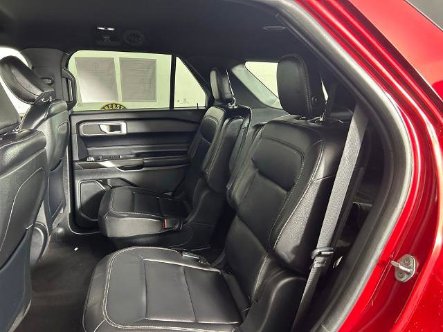 Certified 2020 Ford Explorer XLT w/ Equipment Group 202A image 17