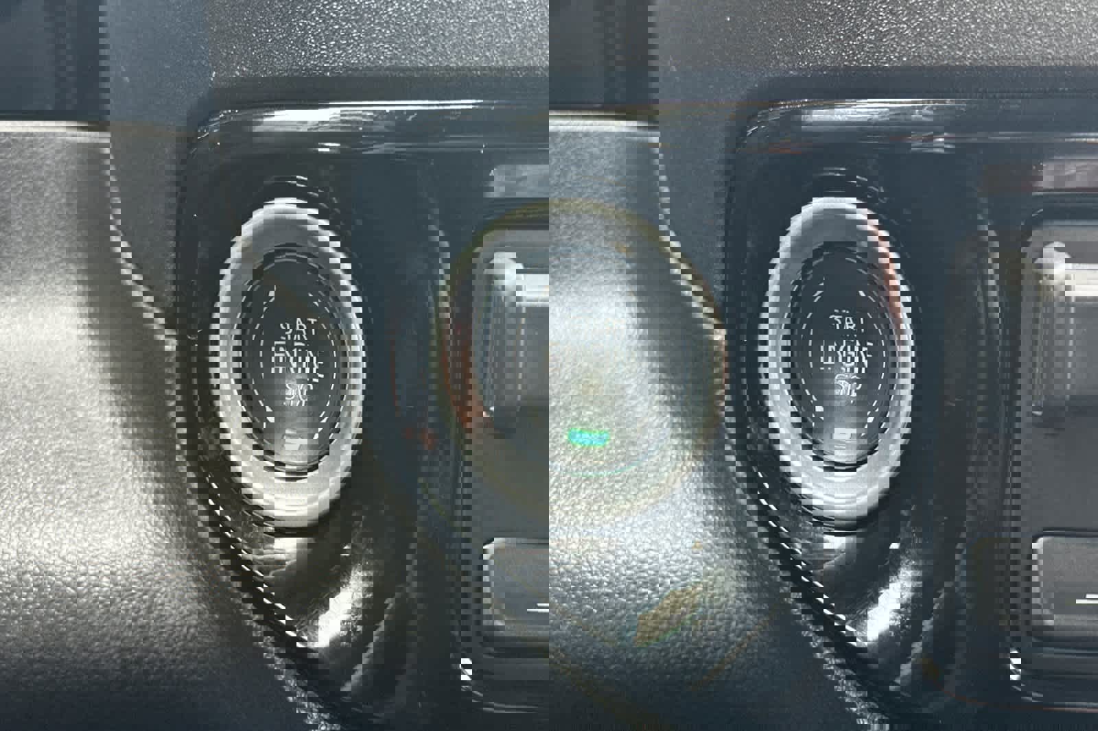 Used 2025 Chevrolet Silverado 1500 LT image 21