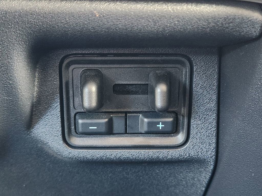 Certified 2025 Ford Expedition Max Active image 27