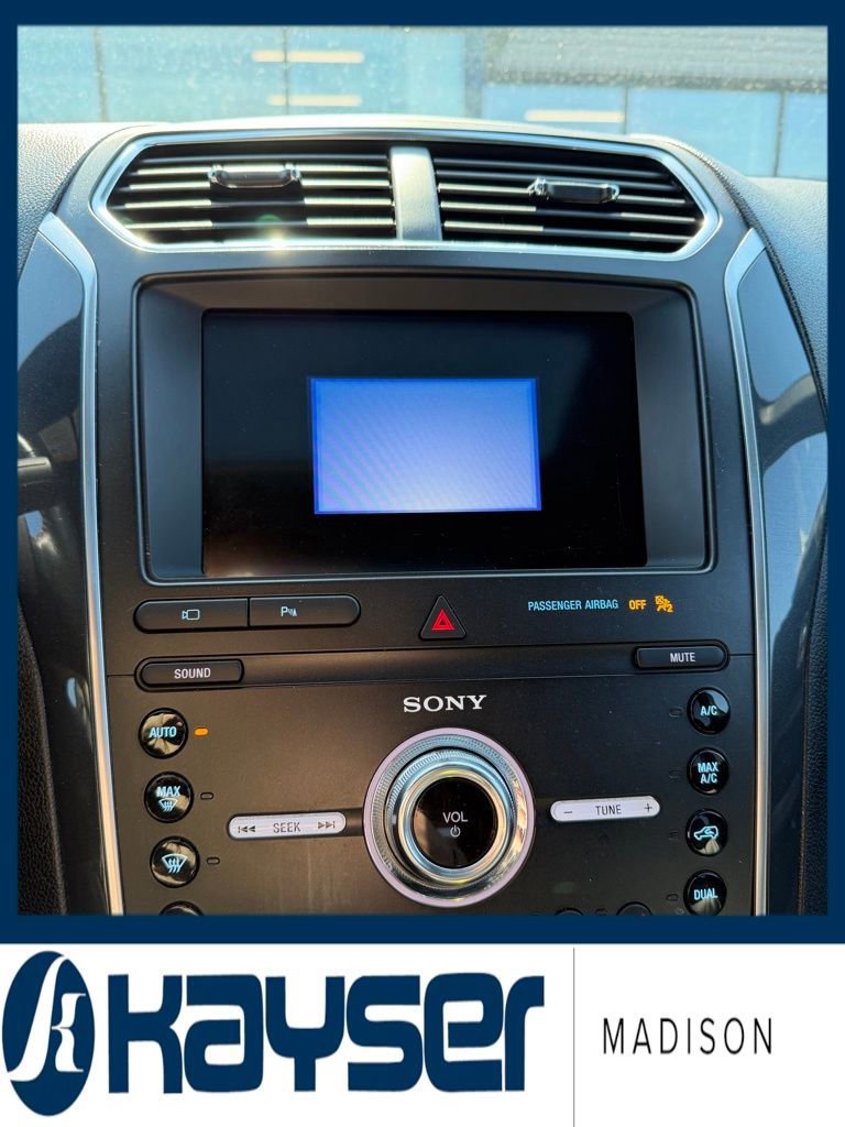 Certified 2019 Ford Explorer Sport w/ Equipment Group 401A image 3