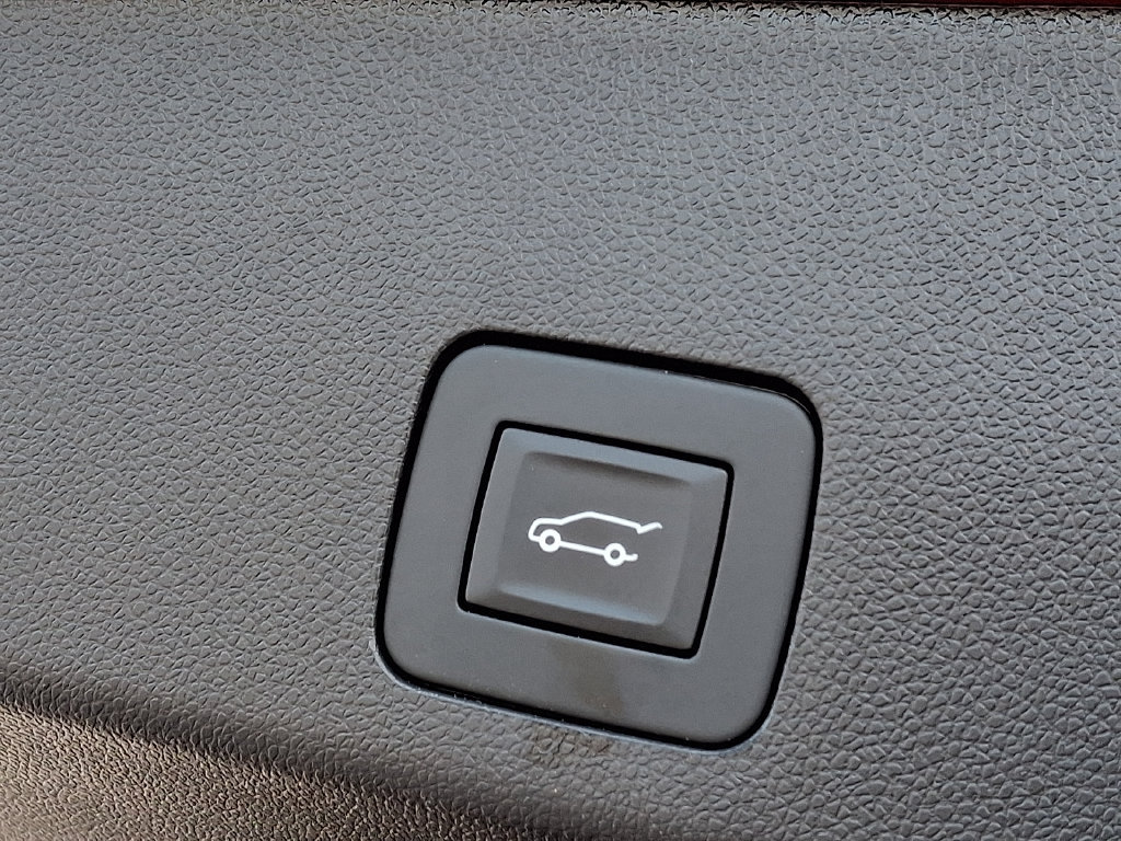 Used 2024 Buick Encore GX Preferred w/ Advanced Technology Package FWD image 30