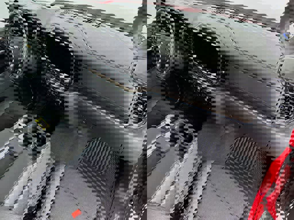 Used 2025 Chevrolet Silverado 1500 LT image 33