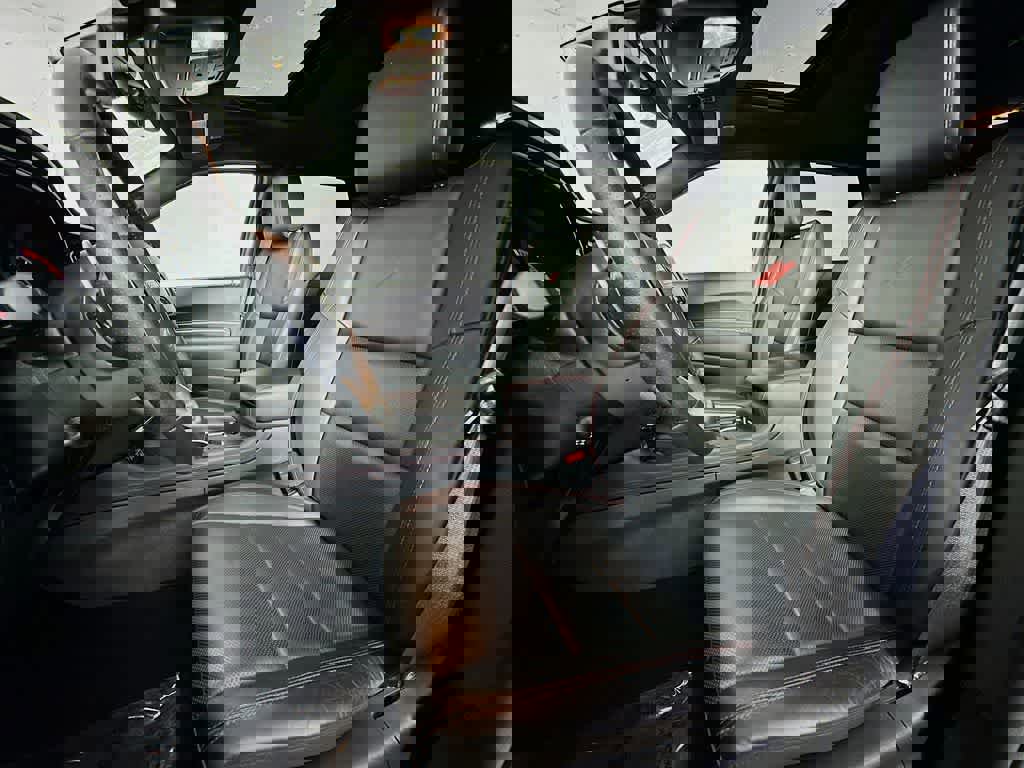 Used 2025 Dodge Durango R/T image 12