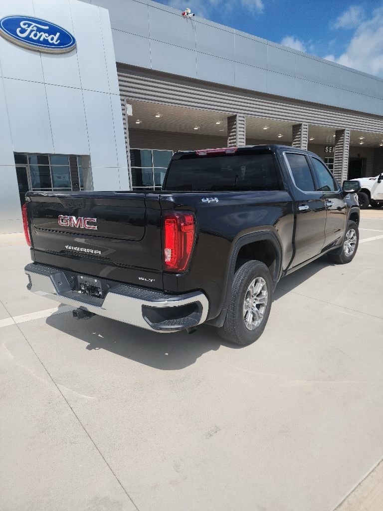 Used 2025 GMC Sierra 1500 SLT AWD/4WD image 3