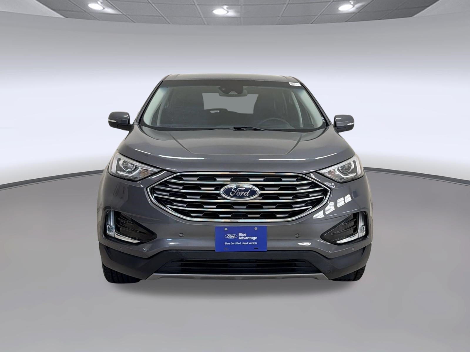 Certified 2022 Ford Edge Titanium AWD/4WD image 5