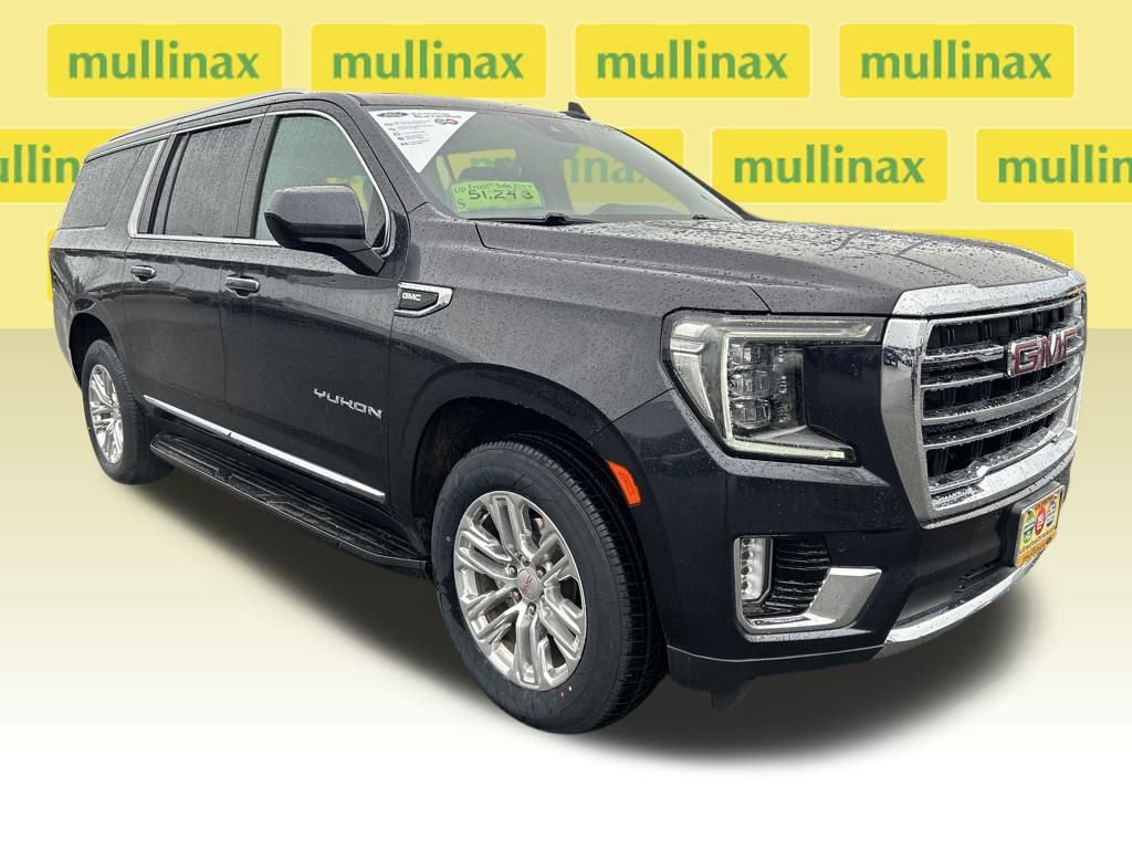 Used 2023 GMC Yukon XL SLT image 1