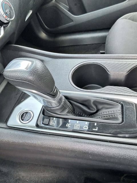Used 2025 Nissan Altima 2.5 SV FWD image 22