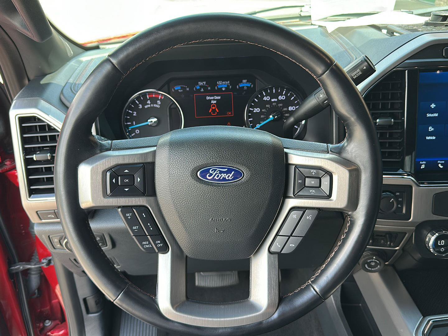 Certified 2022 Ford F250 Platinum w/ Tremor Off-Road Package AWD/4WD image 19