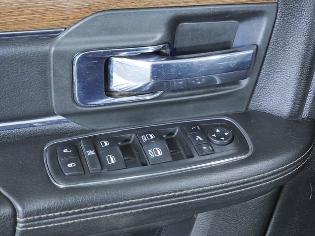 Used 2017 RAM 1500 Laramie w/ Convenience Group AWD/4WD image 24