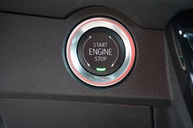 Used 2024 Chevrolet Traverse RS w/ LPO, Floor Liner Package FWD image 34