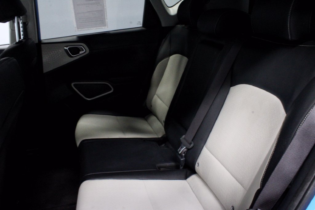 Used 2024 Kia Soul GT-Line FWD image 20