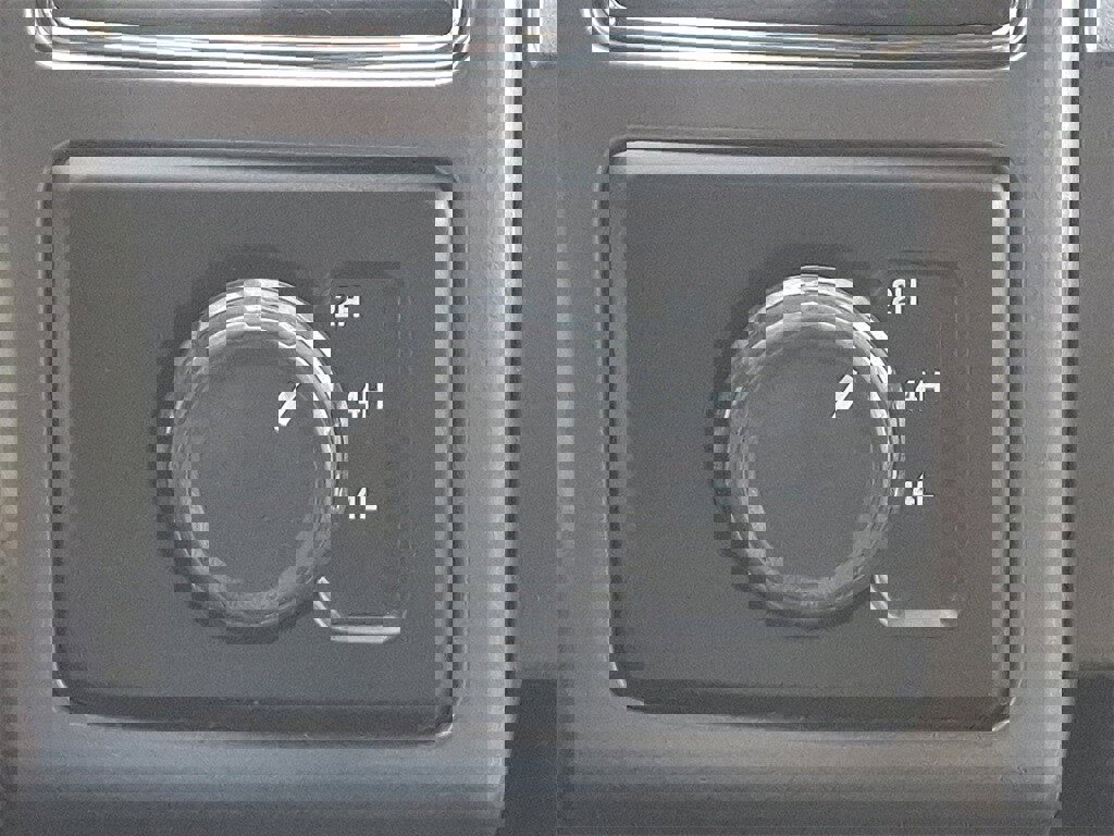 Certified 2020 Ford F150 XLT w/ Equipment Group 302A Luxury image 25