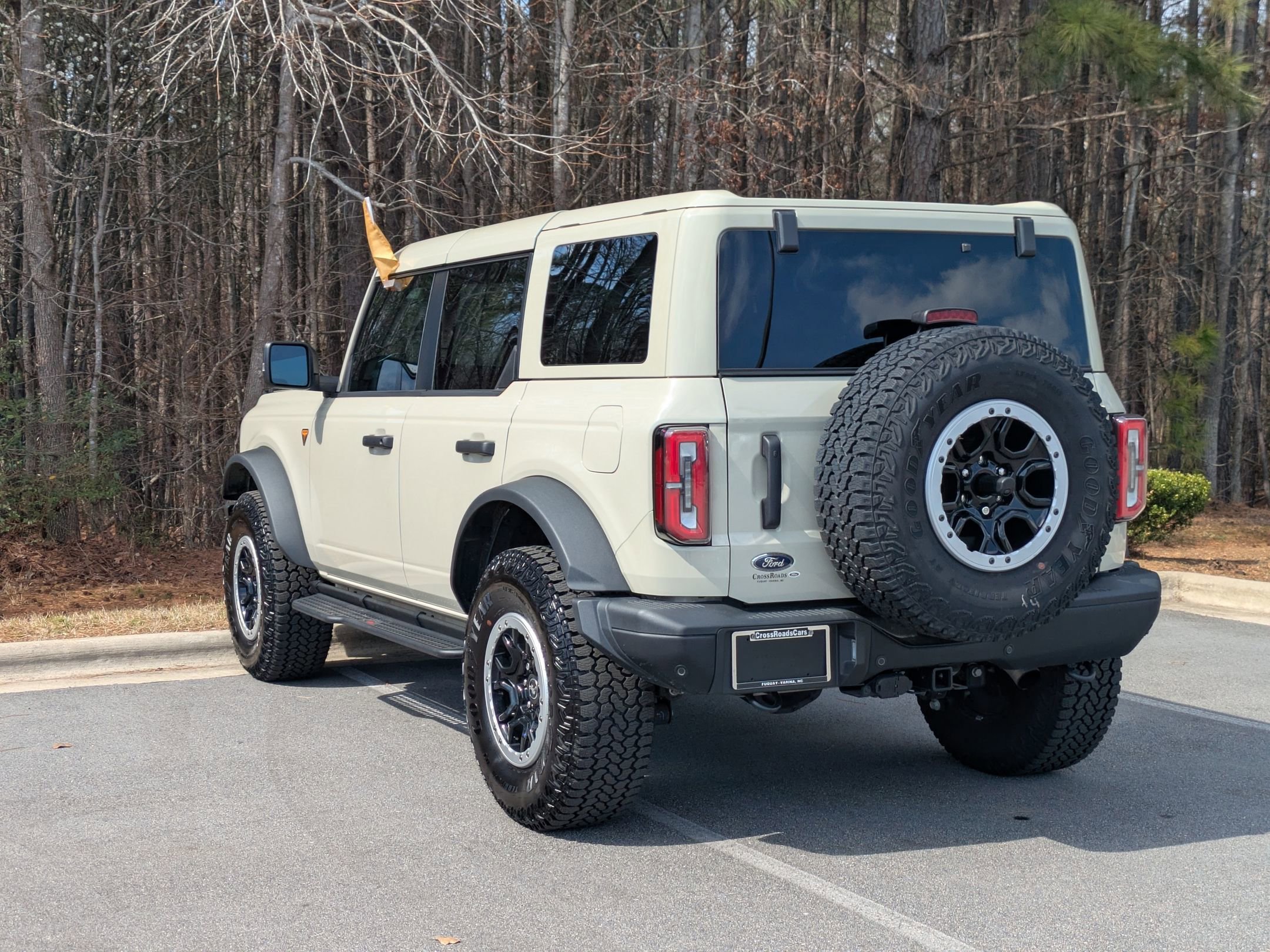 Certified 2025 Ford Bronco Badlands image 2