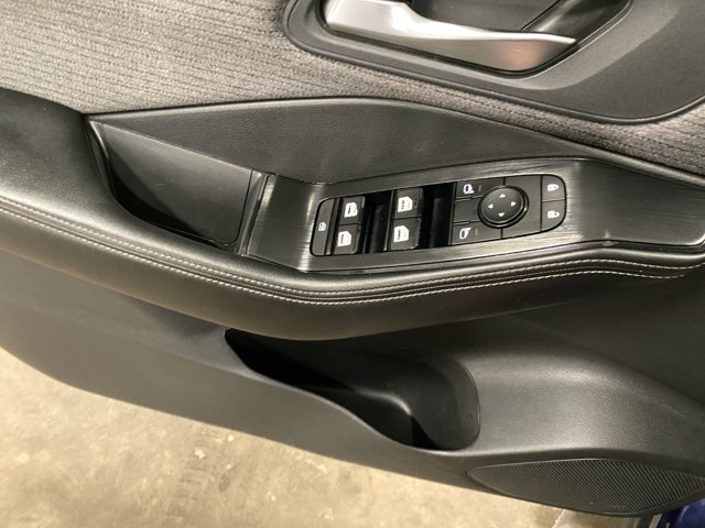 Used 2022 Nissan Rogue SV AWD/4WD image 14