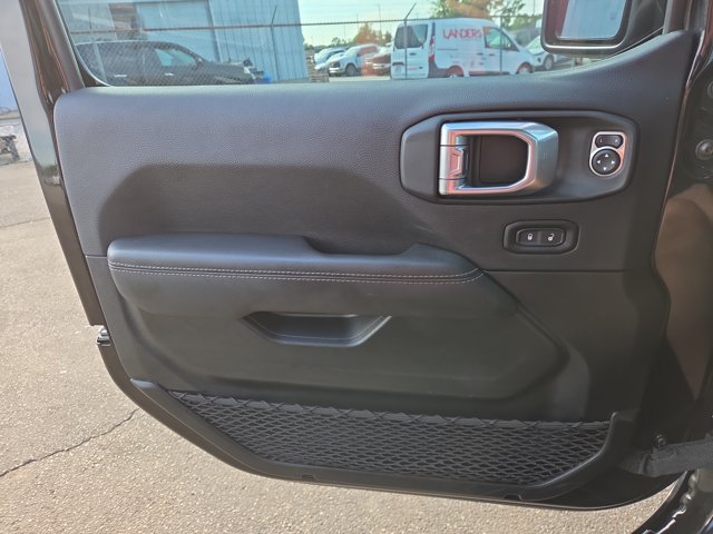 Used 2022 Jeep Gladiator Rubicon w/ LED Lighting Group AWD/4WD image 19