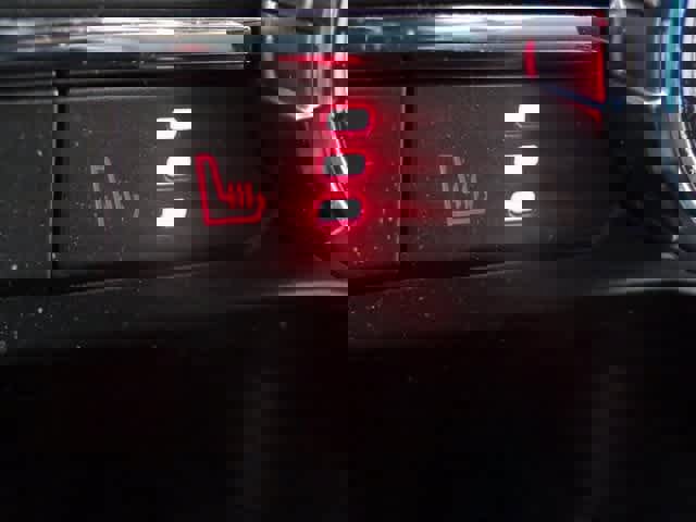 Certified 2022 Ford F150 XLT w/ Equipment Group 302A High image 40