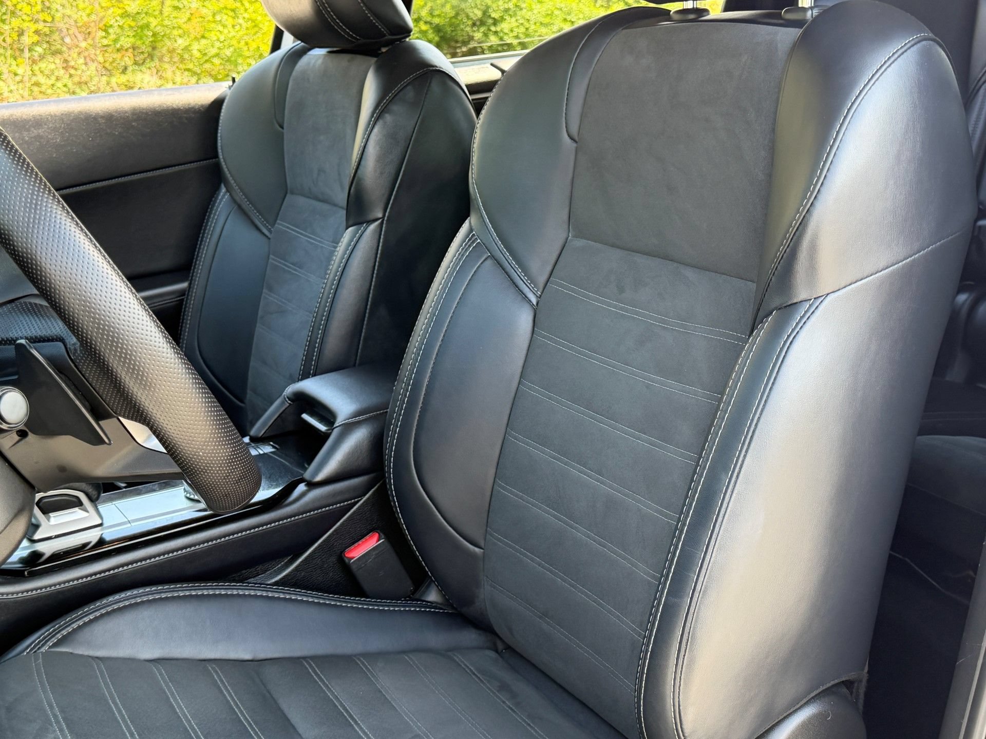 Used 2025 Mitsubishi Outlander SE AWD/4WD image 27