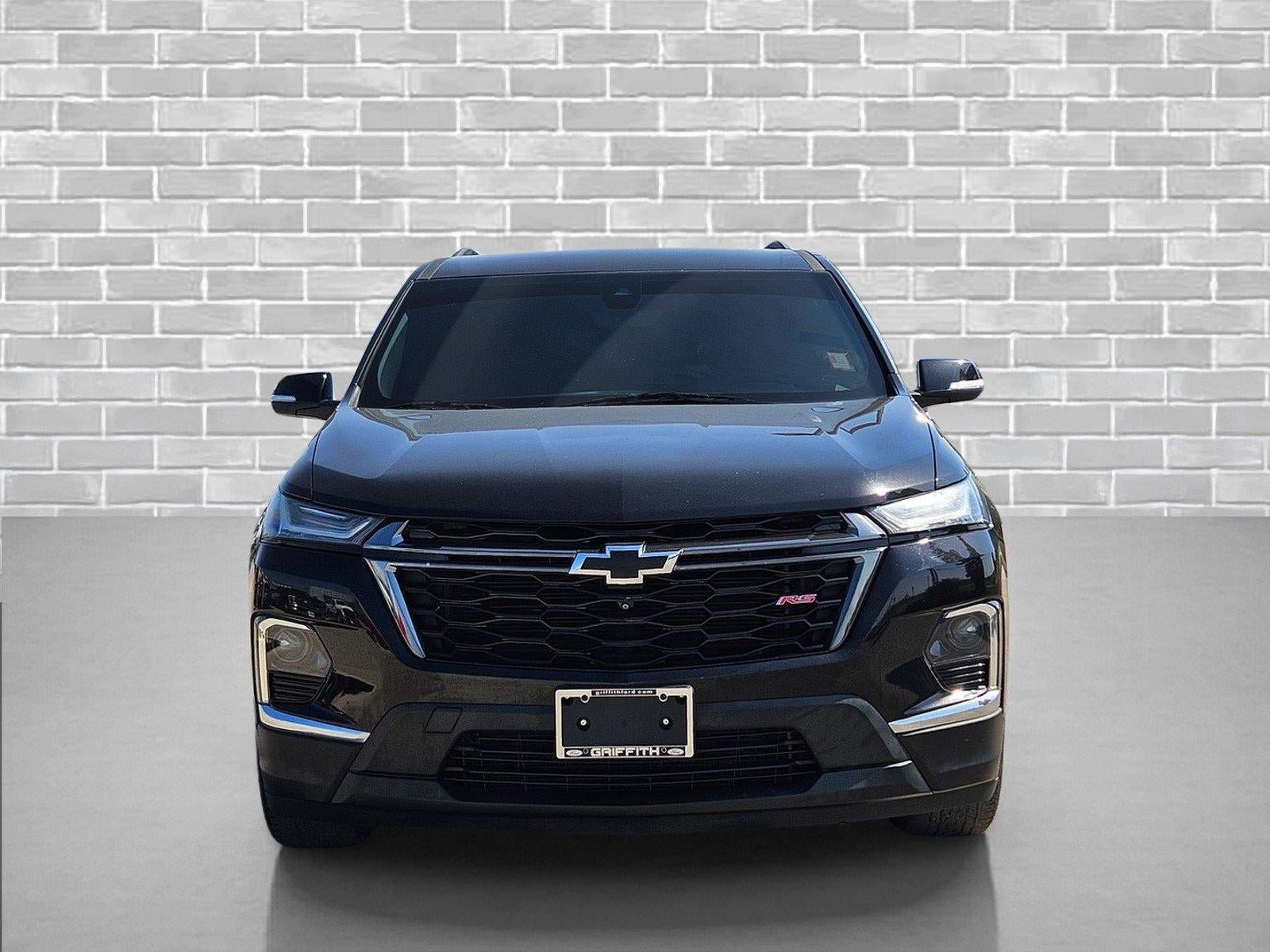 Used 2023 Chevrolet Traverse RS AWD/4WD image 2