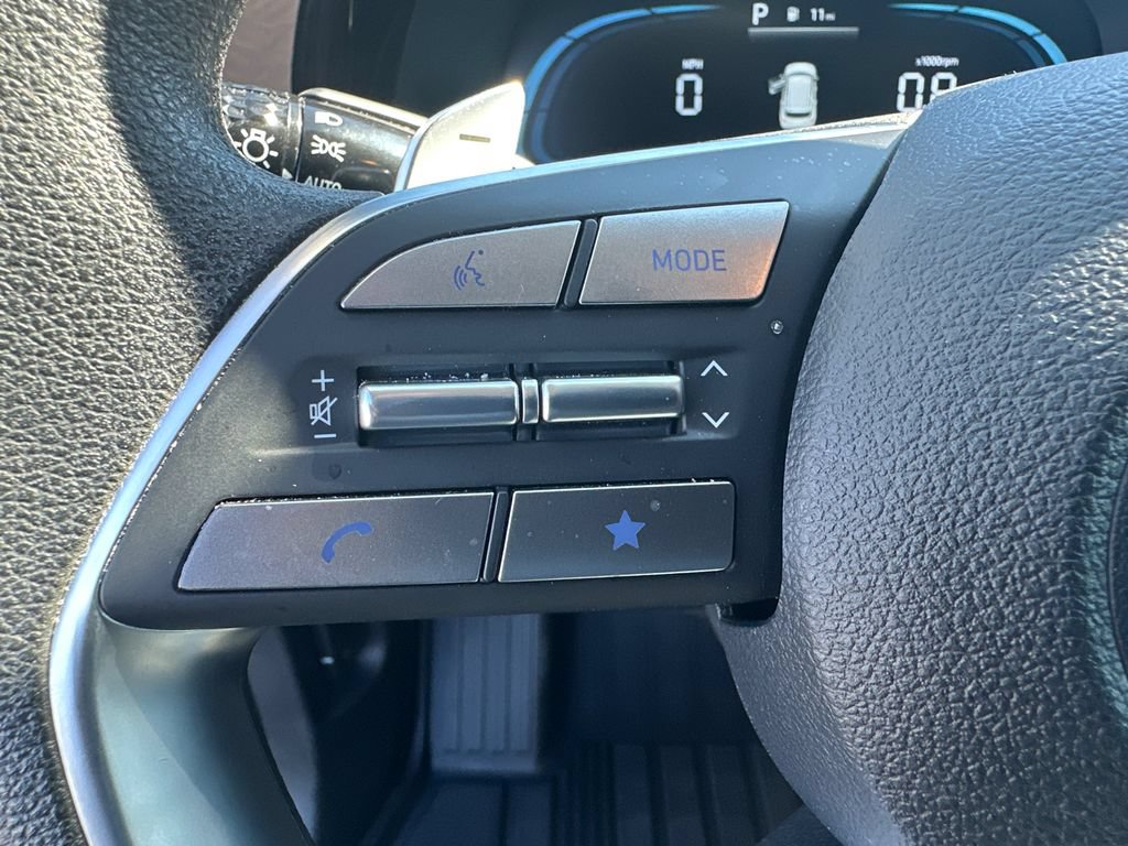Used 2025 Hyundai Palisade SE FWD image 24