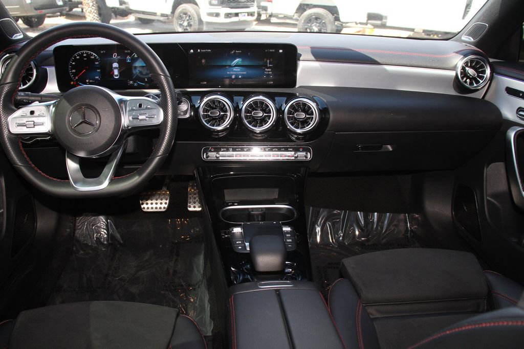 Used 2023 Mercedes-Benz CLA 250 image 19