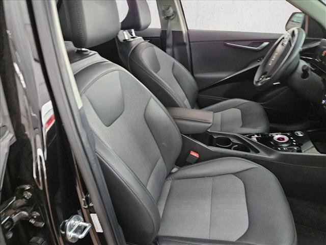 Used 2023 Kia Niro EX w/ EX Cold Weather Package image 22