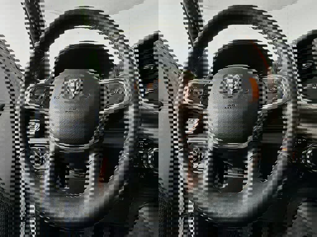 Used 2019 RAM 1500 Big Horn image 19