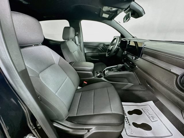 Used 2024 Chevrolet Colorado Trail Boss w/ LPO, Dark Essentials Package AWD/4WD image 31