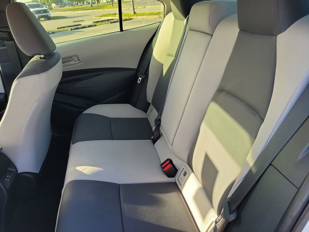 Used 2025 Toyota Corolla LE image 10