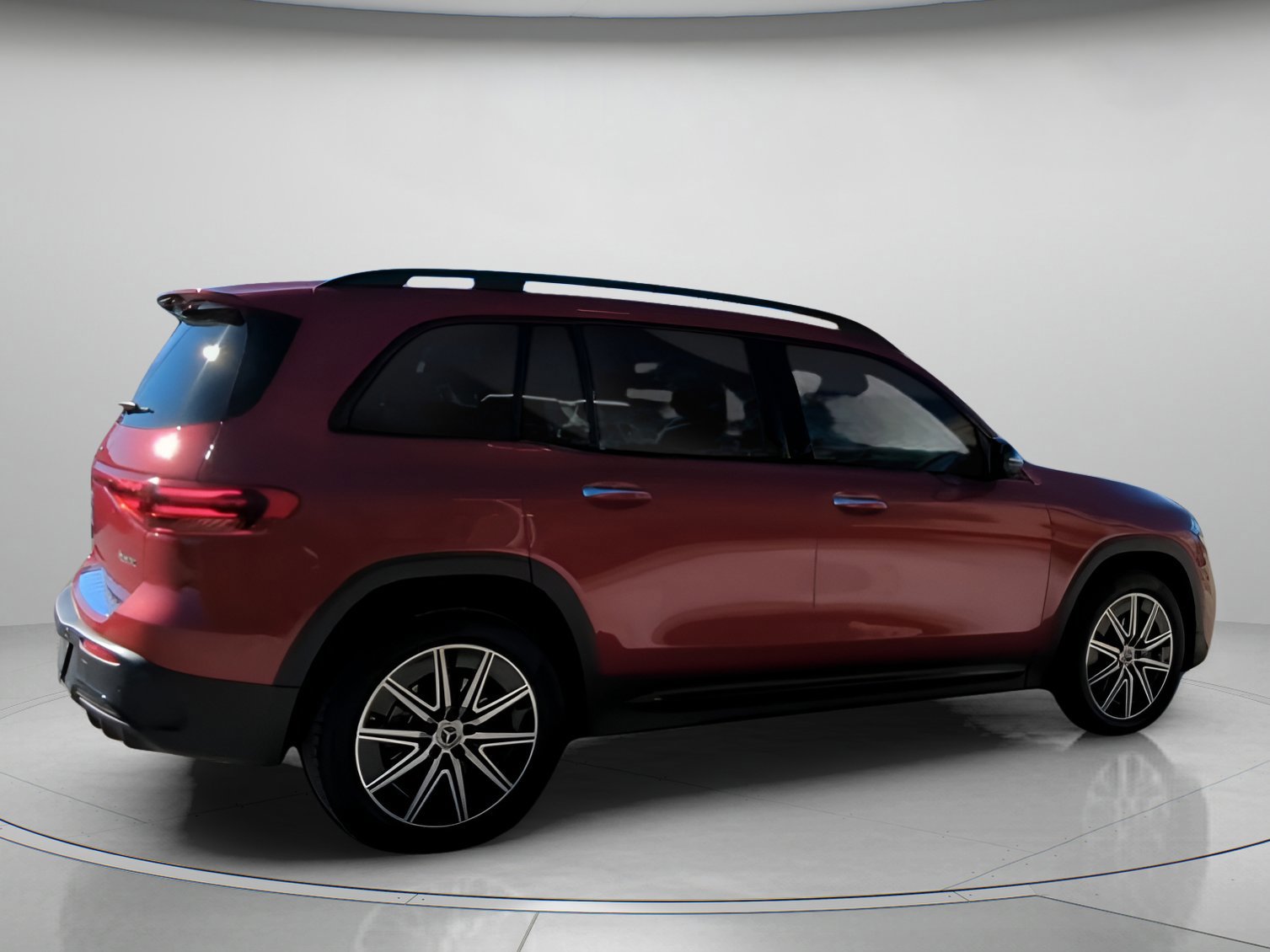 Used 2024 Mercedes-Benz EQB 300 4MATIC image 22