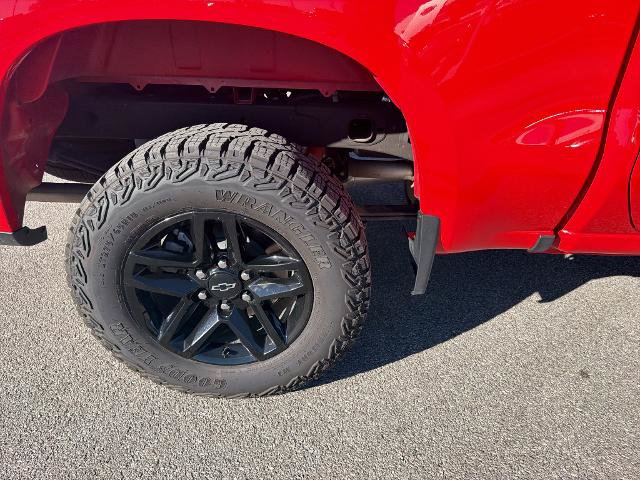 Used 2024 Chevrolet Silverado 1500 Custom Trail Boss AWD/4WD image 35