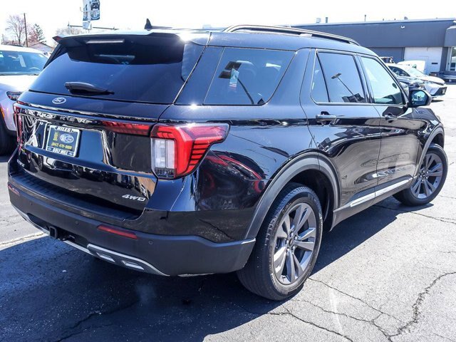 Certified 2025 Ford Explorer Active w/ Active Comfort Package AWD/4WD image 10