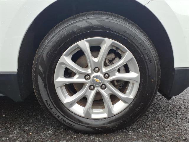 Used 2019 Chevrolet Equinox LS w/ LS Convenience Package image 22