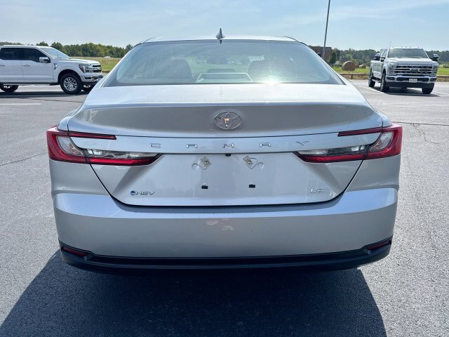 Used 2025 Toyota Camry LE FWD image 23