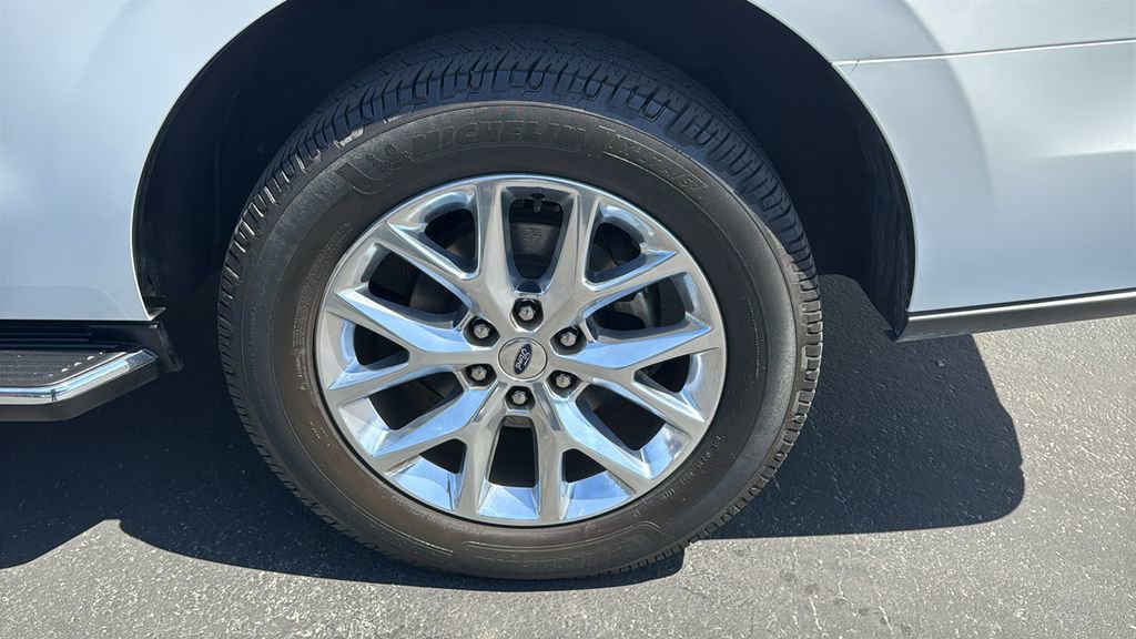 Certified 2020 Ford Expedition XLT w/ Equipment Group 202A RWD image 8