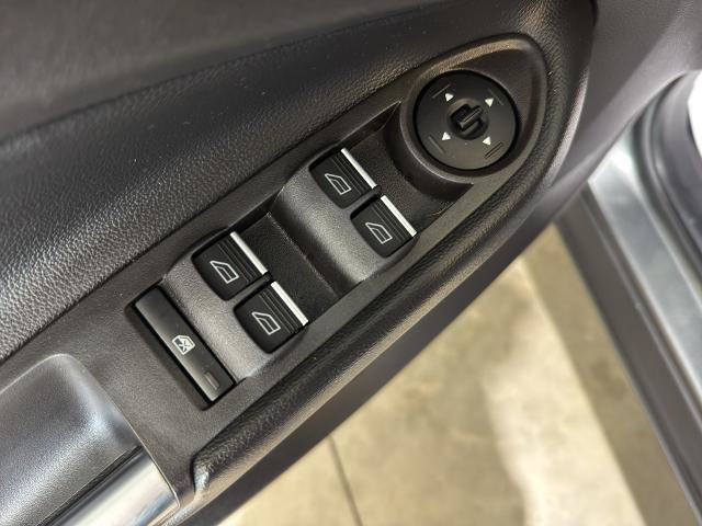 Certified 2019 Ford Escape SE AWD/4WD image 11