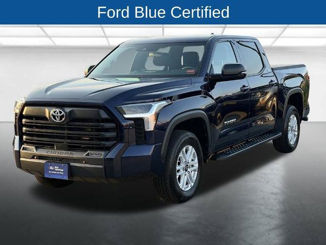 Used 2025 Toyota Tundra SR5 w/ SR5 Premium Package AWD/4WD image 2