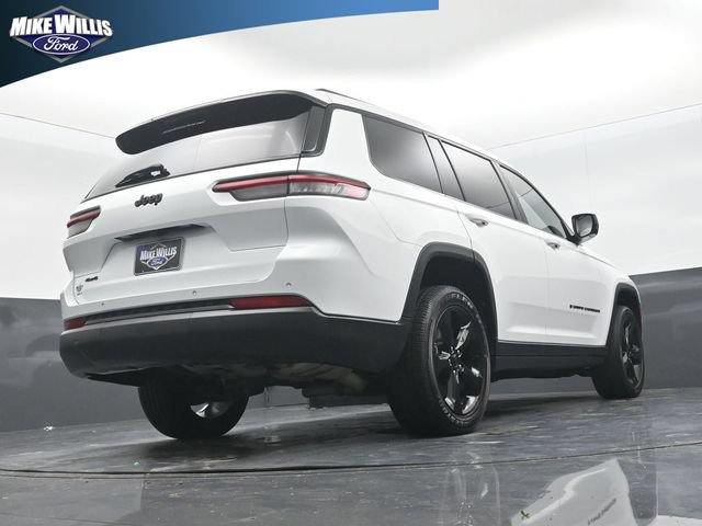 Used 2023 Jeep Grand Cherokee L Laredo AWD/4WD image 23